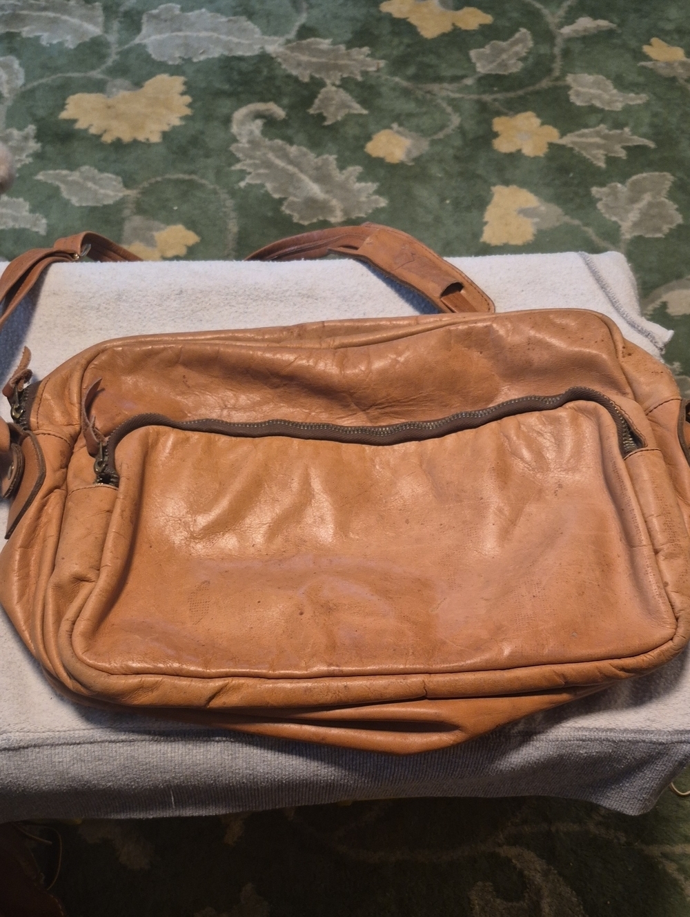 Classic Tan Leather Messenger Bag with Front Zip Pocket